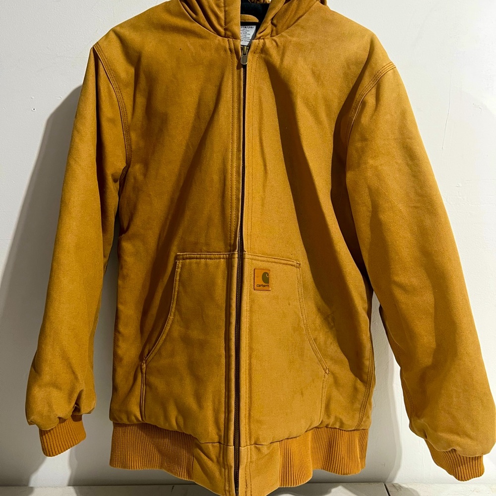 Carhartt. Size XL youth. Fits adult woman size small/medium